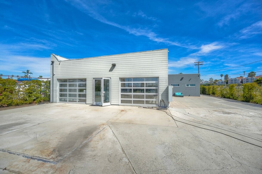 More Photos Of 1523 S Coast Hwy, Oceanside Freestanding For Lease