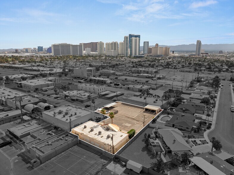 More Photos Of 872 E Sahara Ave, Las Vegas Medical For Lease