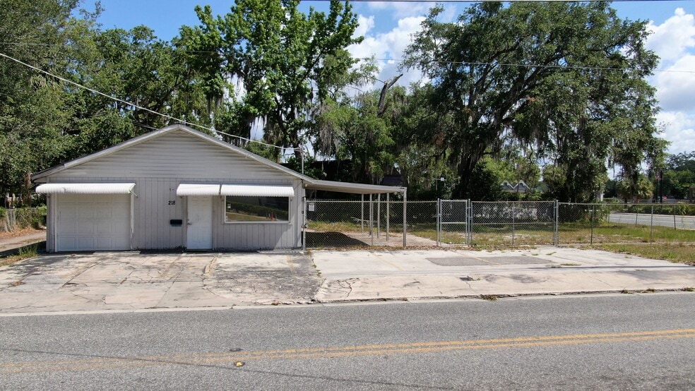 Primary Photo Of 218 S French Ave, Sanford Storefront Retail Office For Sale