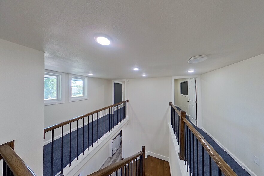 More Photos Of 26519 Oak Ridge Dr, Spring Storefront Retail Office For Sale