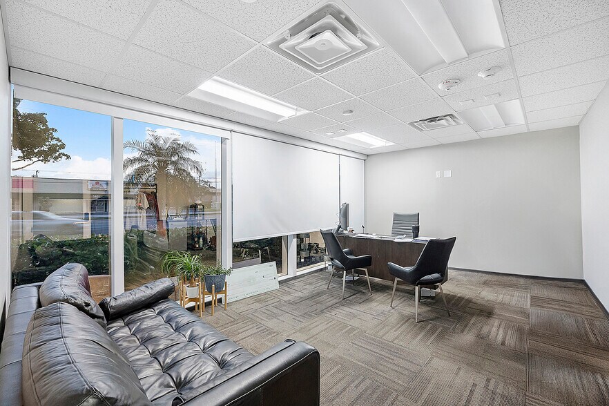 More Photos Of 5300 N Federal Hwy, Fort Lauderdale Office For Sale