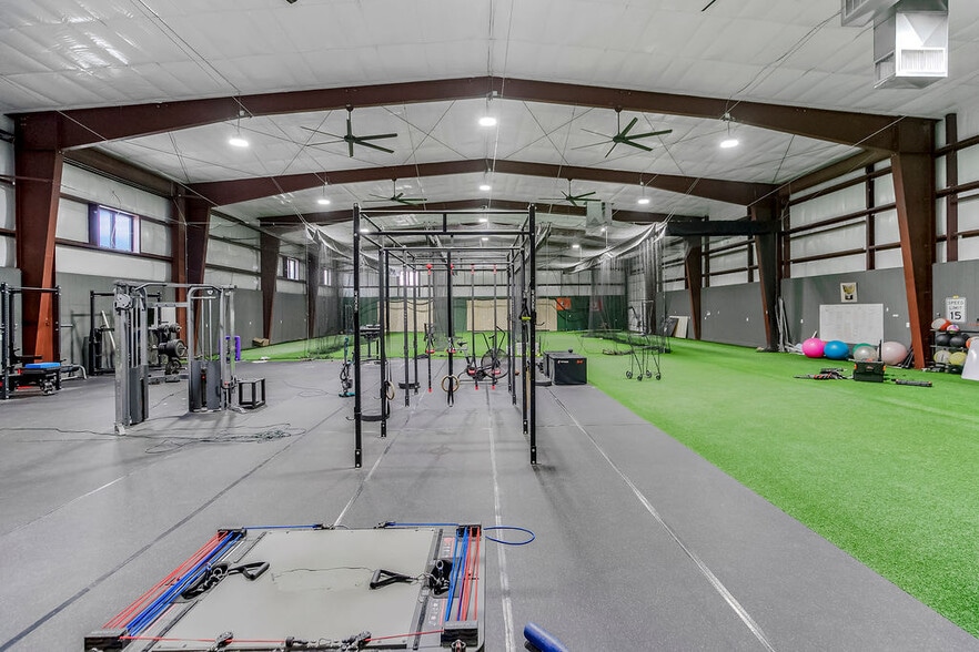 More Photos Of 6807 Sobbie Rd, Pleasant Valley Industrial For Sale