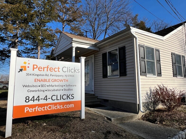 More Photos Of 354 Kingston Rd, Parsippany Office Residential For Lease