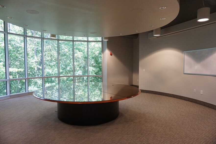 More Photos Of 6880 Perry Creek Rd, Raleigh Office For Lease