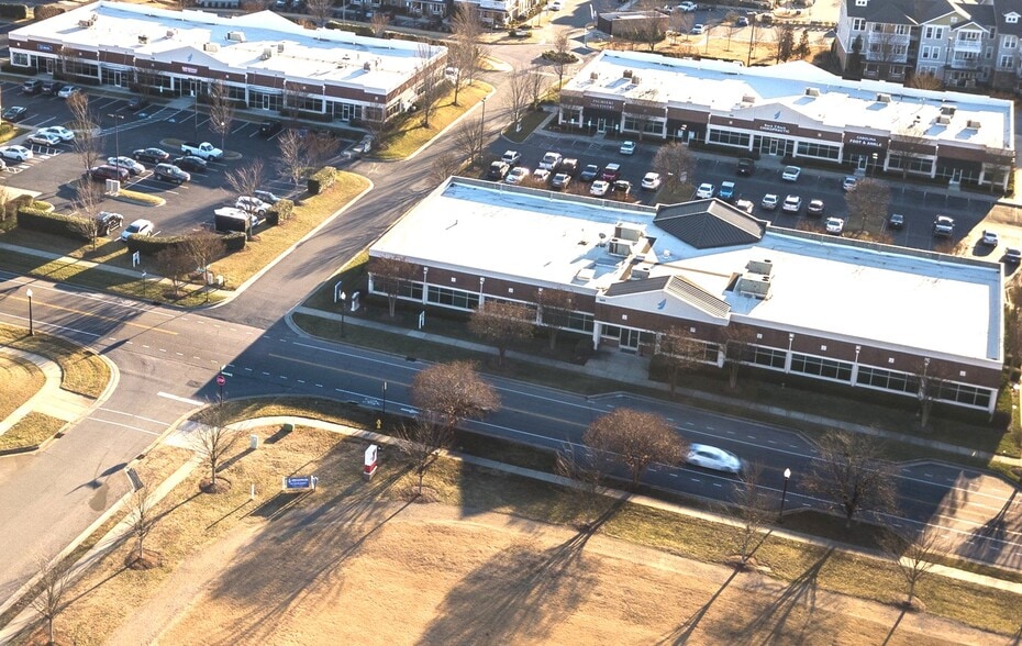 More Photos Of 136 Corporate Park Dr, Mooresville Medical For Lease