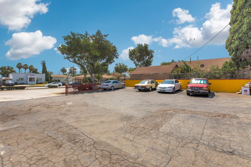 More Photos Of 3162 Martin Luther King Jr Blvd, Lynwood Restaurant For Sale