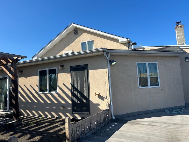 More Photos Of 9 Degnon Blvd, Bay Shore Office For Sale