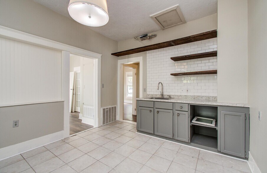More Photos Of , League City Office For Sale