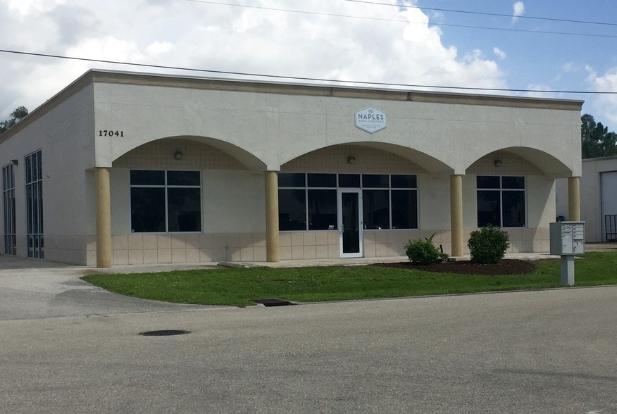 More Photos Of 17041 Alico Commerce Ct, Fort Myers Industrial For Lease