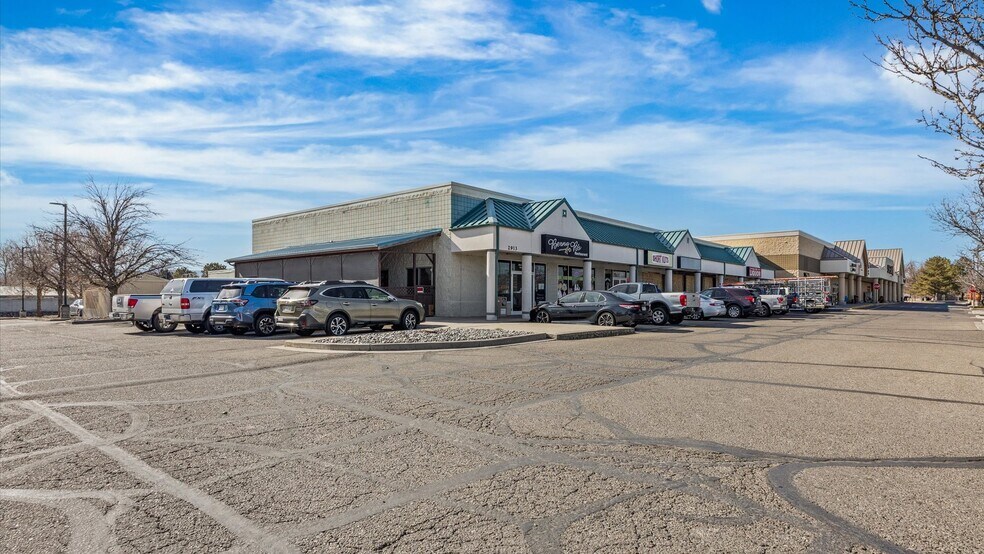 More Photos Of 2913 Patterson Rd, Grand Junction General Retail For Sale