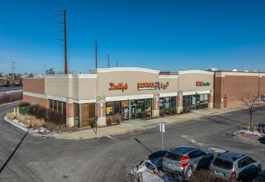 More Photos Of 2519-2541 W North Ave, Melrose Park Freestanding For Lease