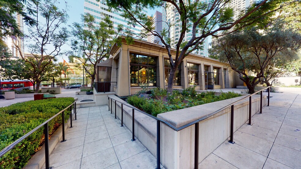 More Photos Of 700 W 5th St, Los Angeles Storefront For Lease