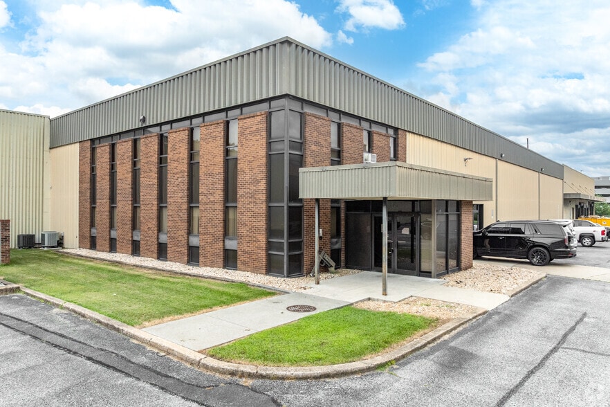 More Photos Of 6750 Santa Barbara Ct, Elkridge Warehouse For Lease