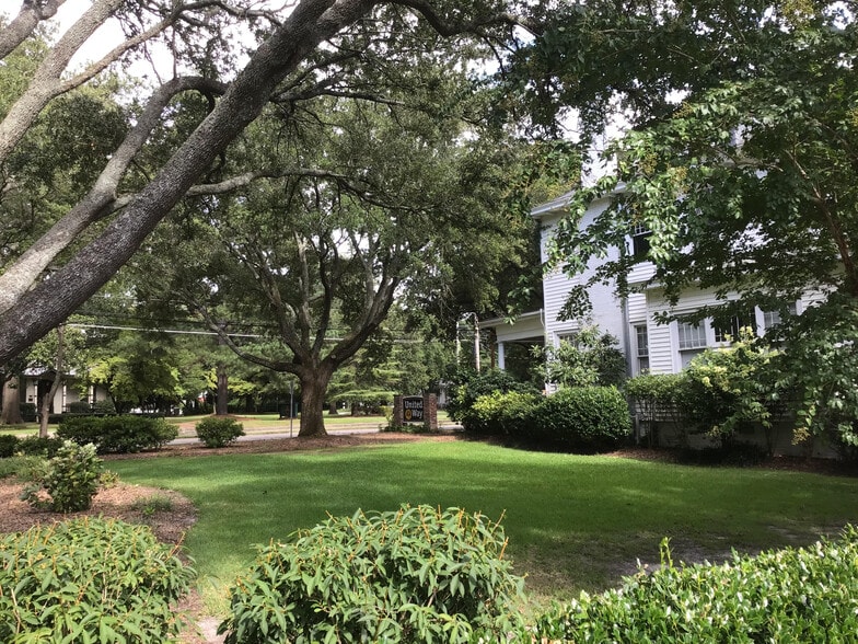 More Photos Of 509 Nash St W, Wilson Loft Creative Space For Sale