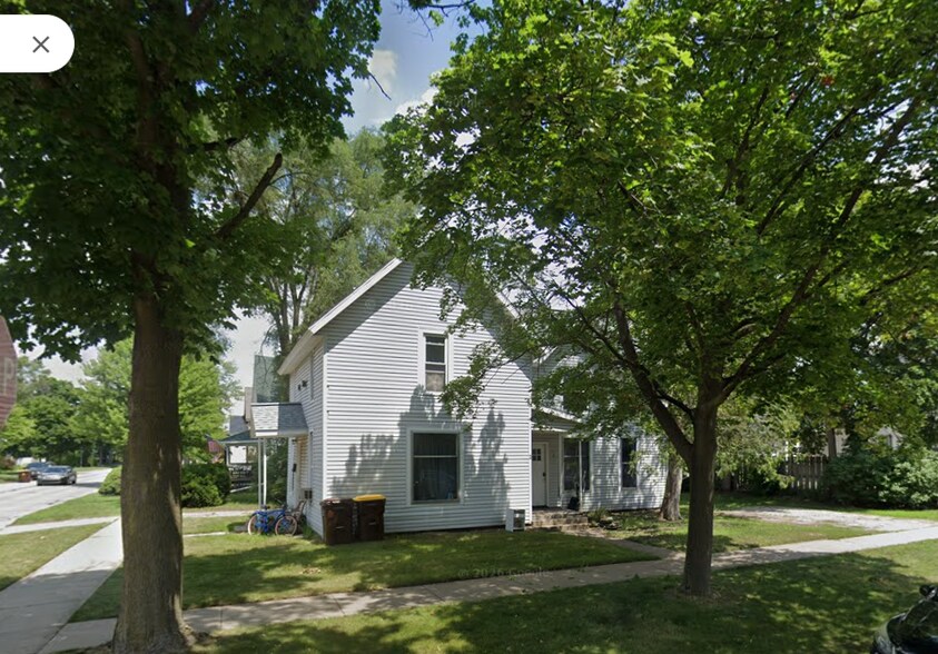 More Photos Of 109 S Illinois St, Mount Pleasant Apartments For Sale