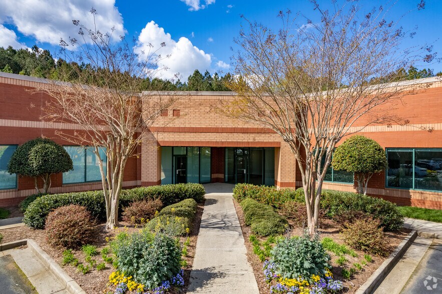 More Photos Of 1235 Old Alpharetta Rd, Alpharetta Light Distribution For Lease