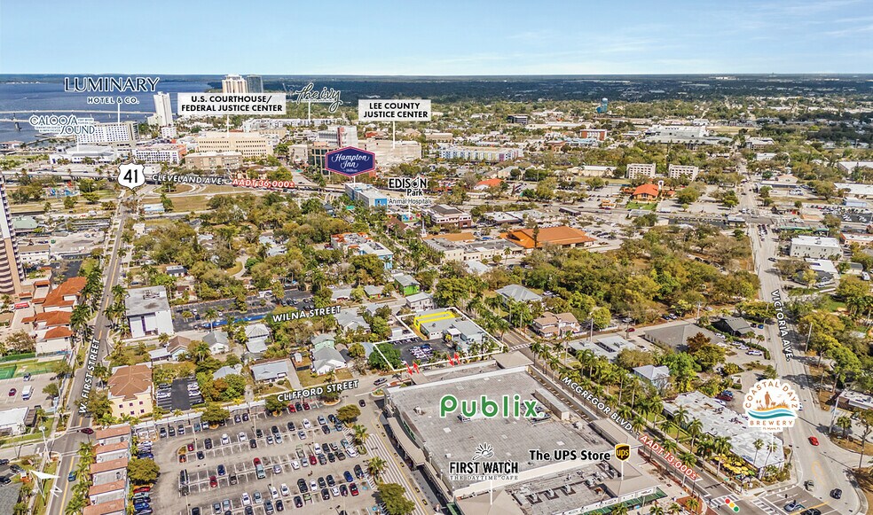 More Photos Of 2130-2140 Mcgregor Blvd, Fort Myers Office For Lease