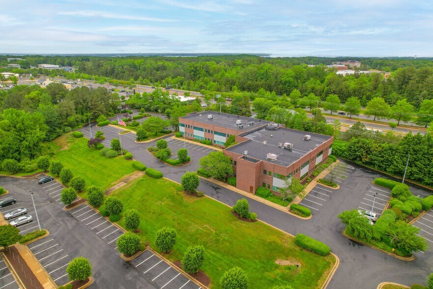 More Photos Of 46650 Corporate Dr, Lexington Park Office For Sale