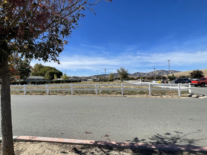 More Photos Of 408 N Mill St, Tehachapi Land For Sale