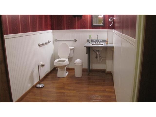 More Photos Of 404 W Vine St, Edgerton Restaurant For Sale