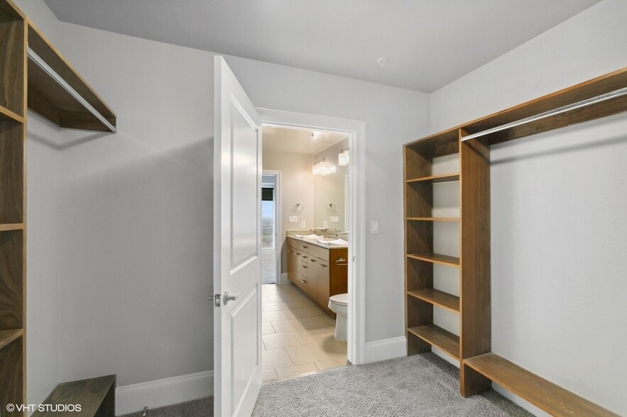 More Photos Of 5927 Almeda Rd, Houston Apartments For Lease