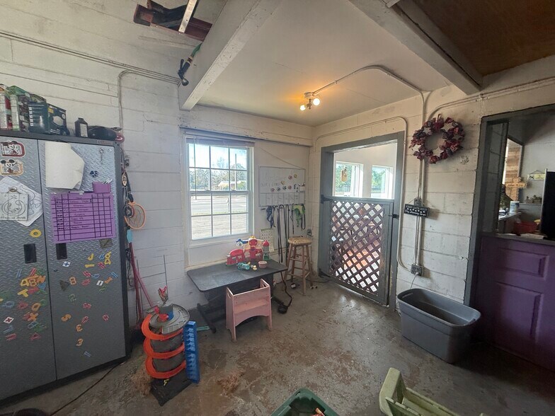 More Photos Of 850914 US Highway 17, Yulee Freestanding For Lease