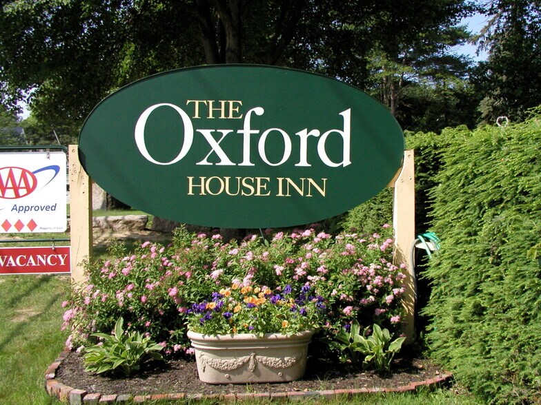 More Photos Of 548 Main St, Fryeburg Hotel For Sale