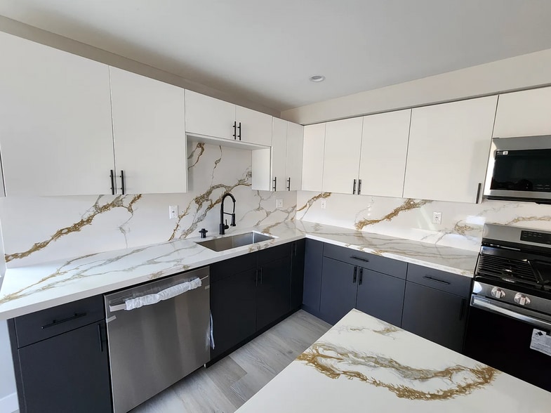 More Photos Of 2223 S Highland Ave, Los Angeles Apartments For Sale