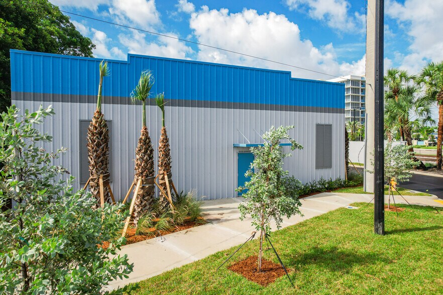 More Photos Of 621 NE 1st Ave, Pompano Beach Warehouse For Sale