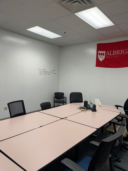 More Photos Of 1801 N 12th St, Reading Warehouse For Lease