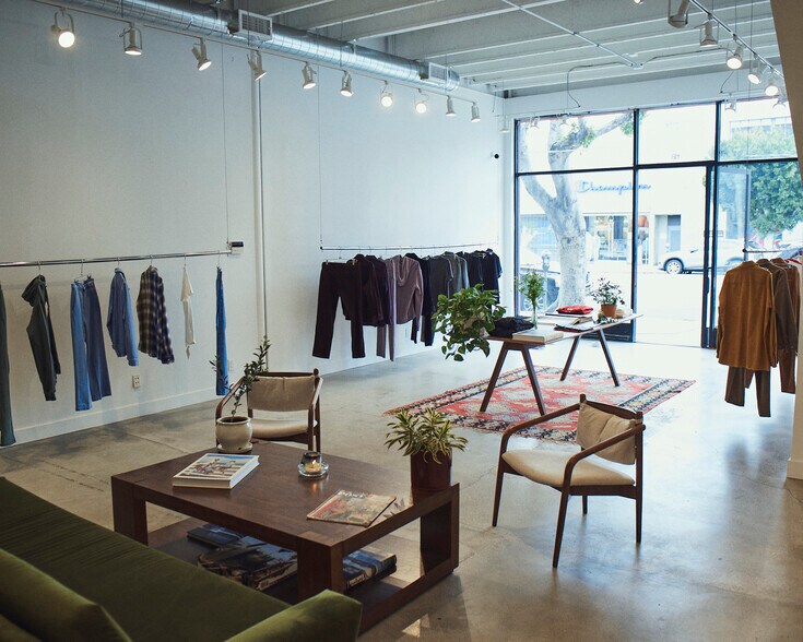 More Photos Of 118-120 S La Brea Ave, Los Angeles Storefront Retail Office For Lease