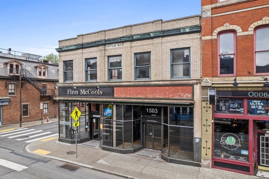 More Photos Of 1501-1503 E Carson St, Pittsburgh Restaurant For Sale