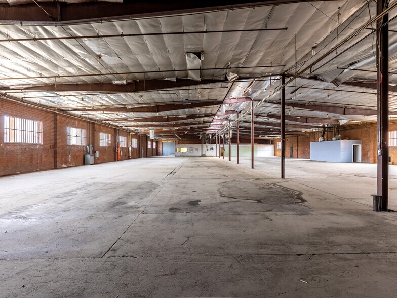More Photos Of 1155 N McKinley Ave, Compton Warehouse For Sale