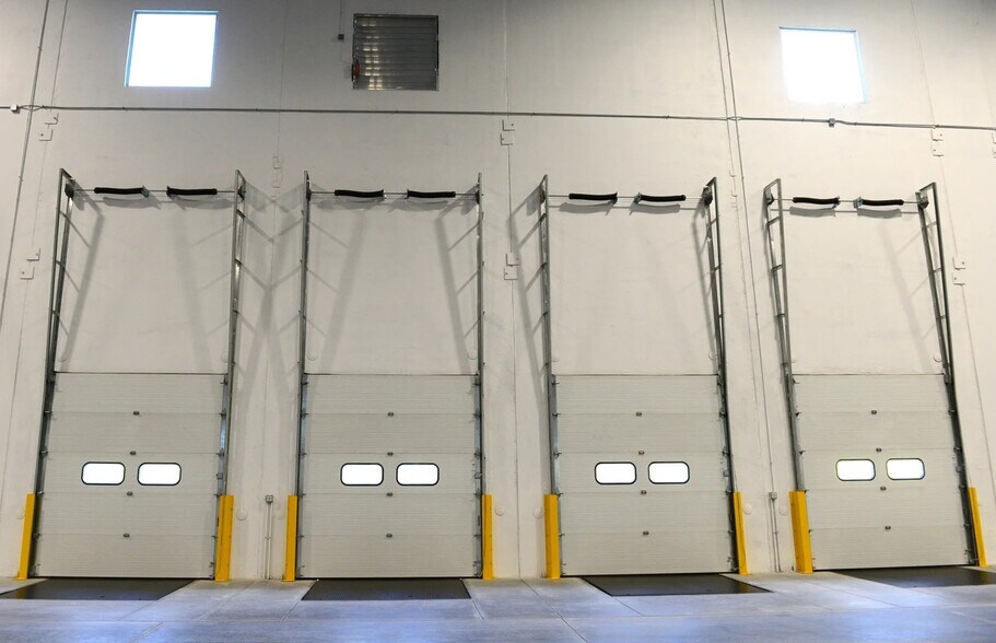 More Photos Of 3585 S Church St, Whitehall Distribution For Lease