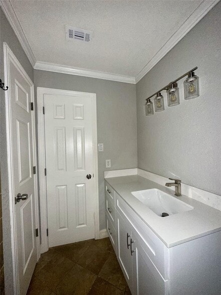 More Photos Of , Lake Jackson Multifamily For Sale