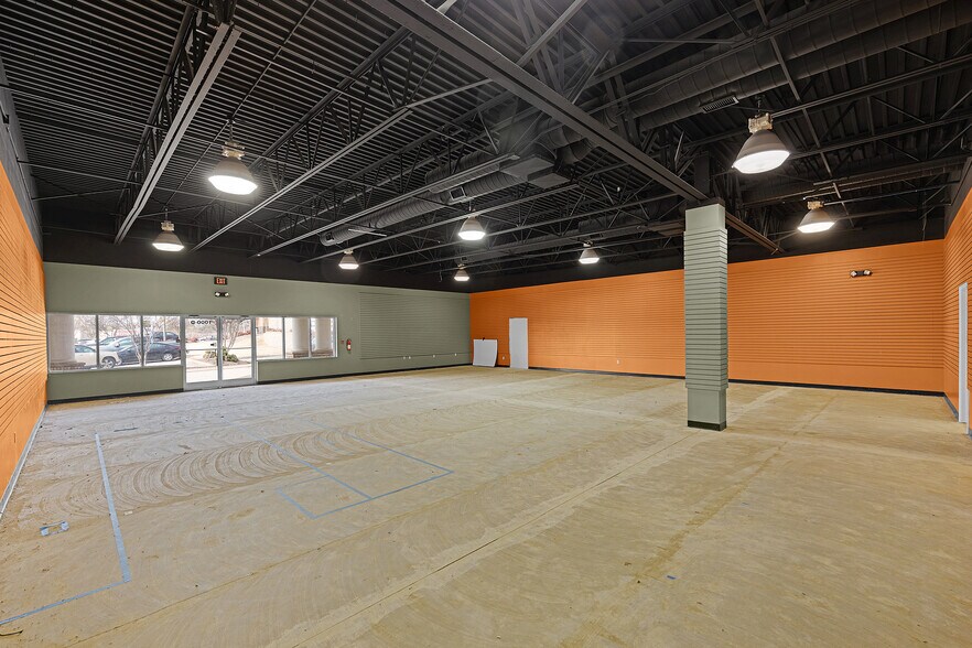 More Photos Of 1000 Vann Dr, Jackson Freestanding For Sale