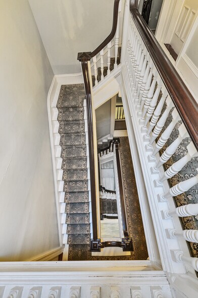 More Photos Of 453 Angell St, Providence Apartments For Sale