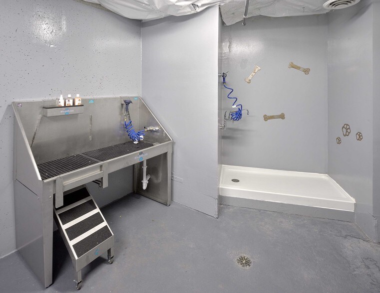 More Photos Of 16450 Redmond Way, Redmond Apartments For Lease