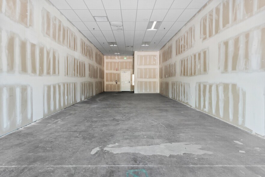 More Photos Of 1236 Airport Park Blvd, Ukiah Storefront For Lease