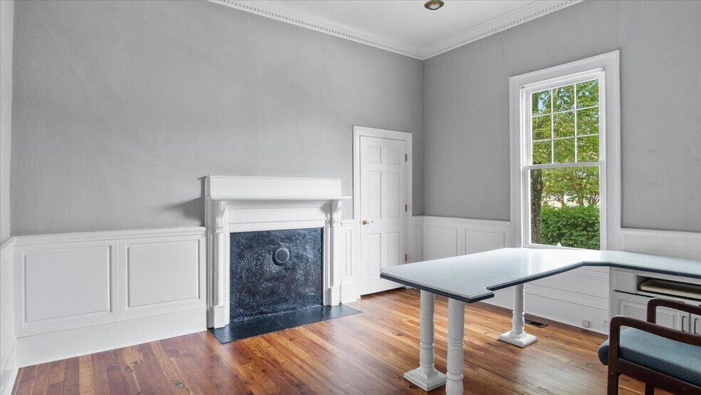 More Photos Of 109 Gilliam St, Oxford Medical For Lease