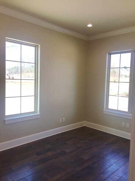 More Photos Of 6713 Old Jacksonville Hwy, Tyler Office For Sale