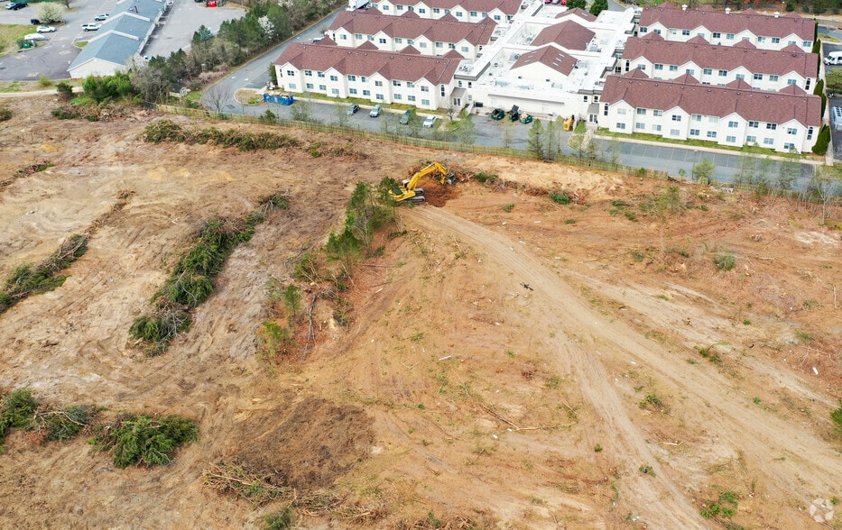 More Photos Of 117-185 Route 70, Toms River Self Storage For Lease