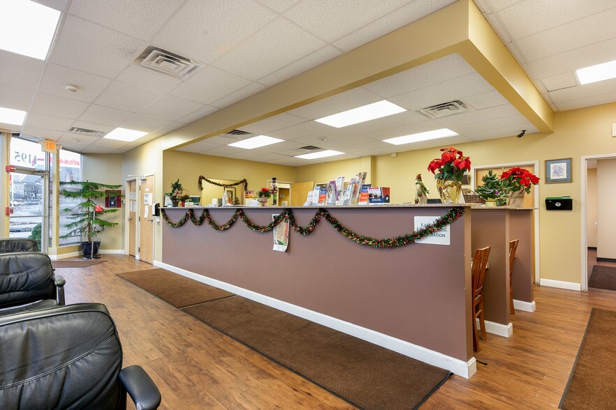 More Photos Of 1195 N Main St, Providence Medical For Lease