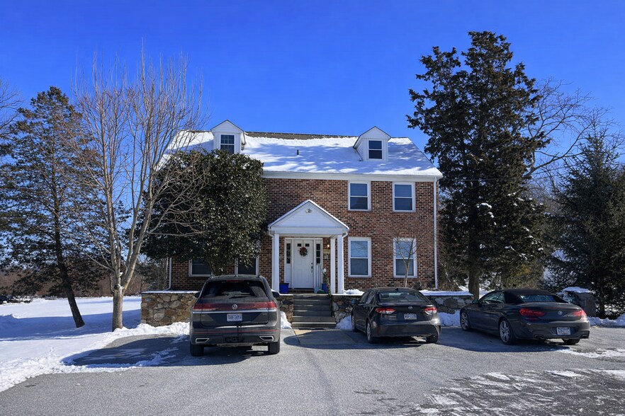 More Photos Of 1020 Pottstown Pike, Chester Springs Office For Sale