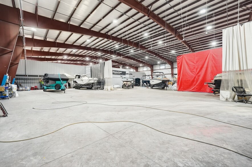 More Photos Of 1664 N 400 E, Orem Warehouse For Sale