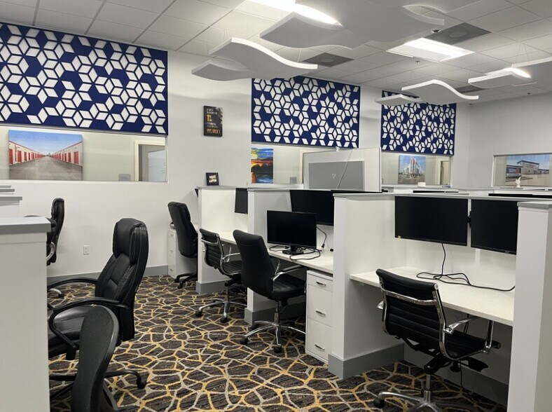 More Photos Of 330 E Crown Point Rd, Winter Garden Office For Sale