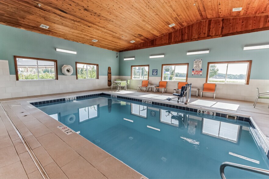 More Photos Of 11555 Upper Gilchrist Rd, Mount Vernon Hotel For Sale