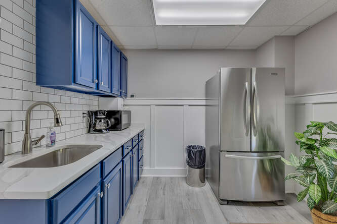 More Photos Of 2045 Corporate Dr S, Wilmington Warehouse For Lease