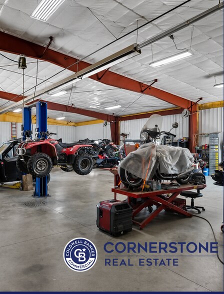 More Photos Of 1121 S Main St, Buffalo Service Station For Sale
