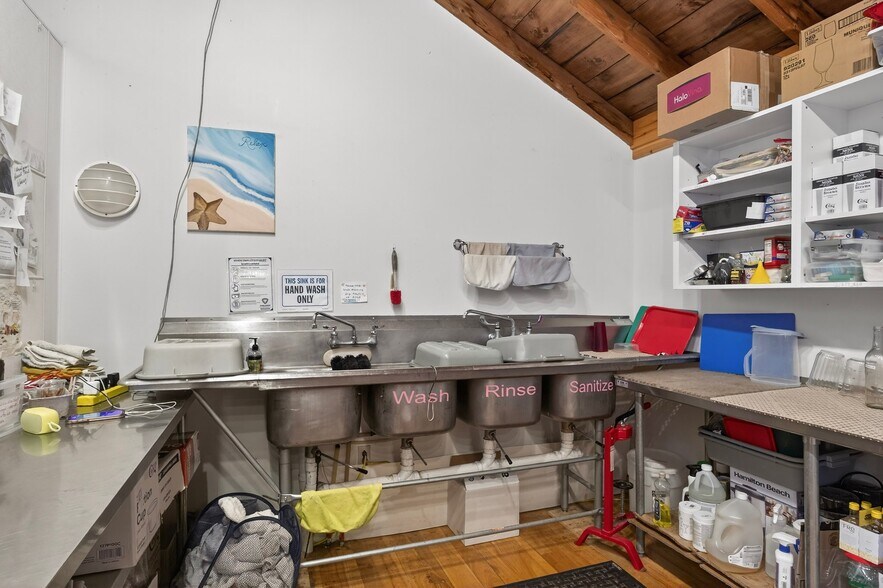 More Photos Of 1201 Water St, Stevens Point Storefront Retail Office For Sale